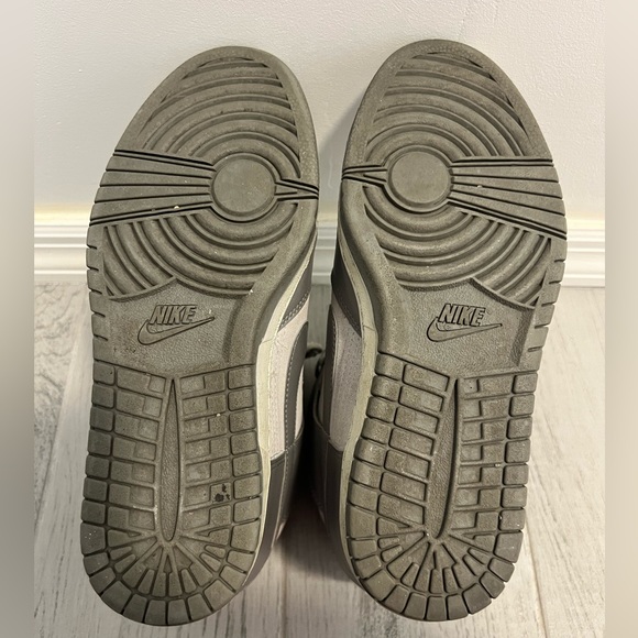 Nike Dunk Sky Hi Canyon Sneakers (Retro) - Picture 5 of 6